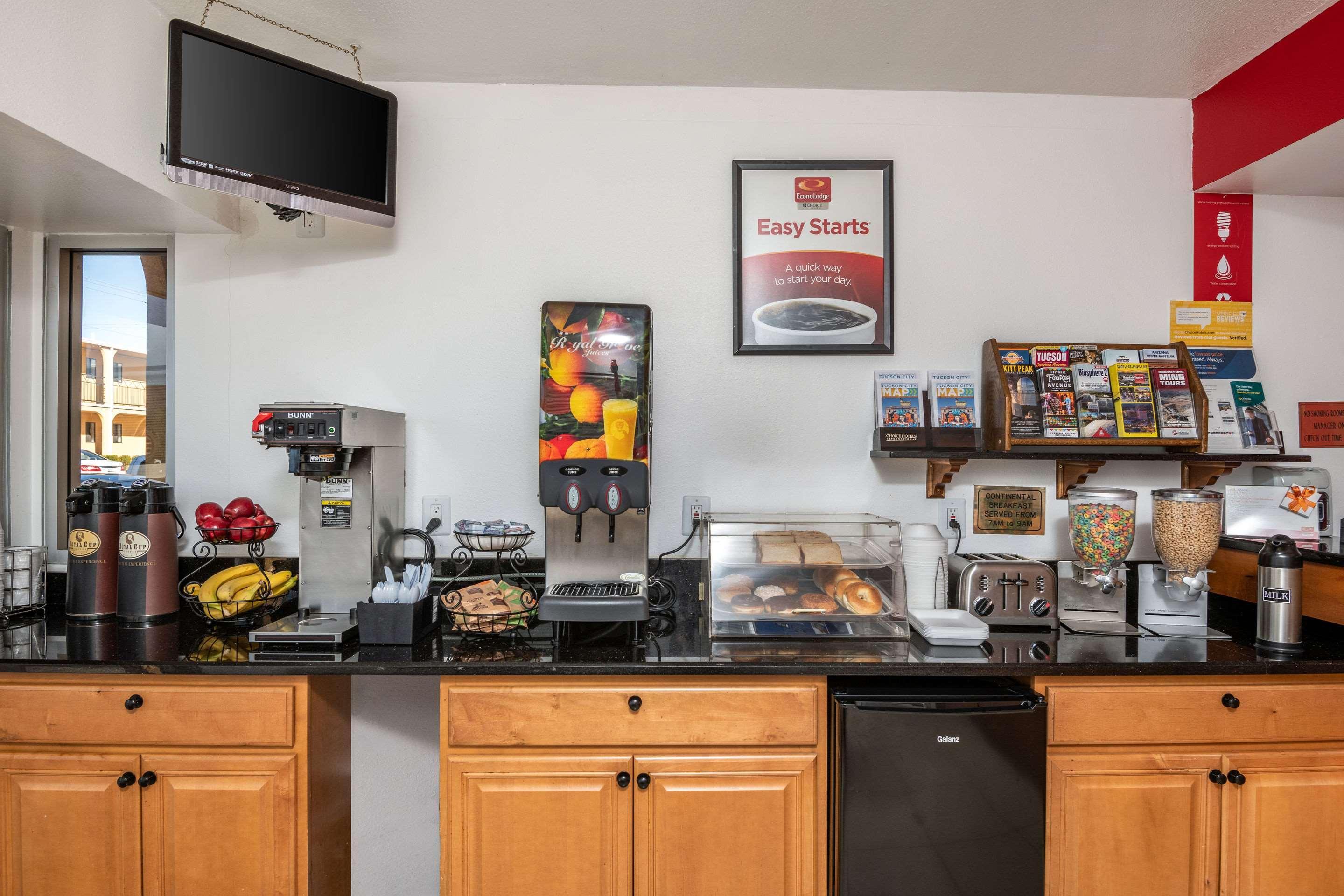 Econo Lodge University Tucson Extérieur photo