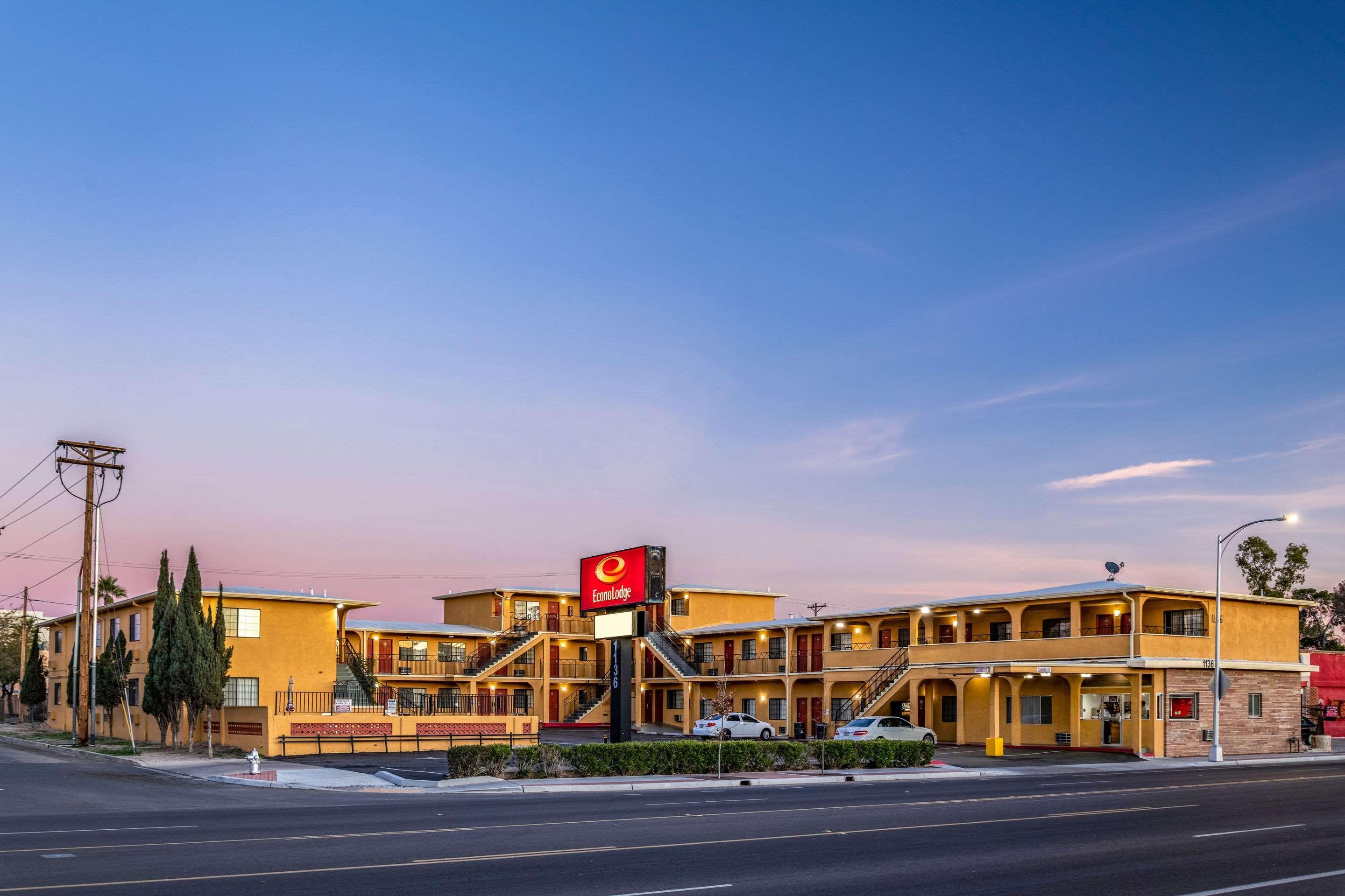 Econo Lodge University Tucson Extérieur photo