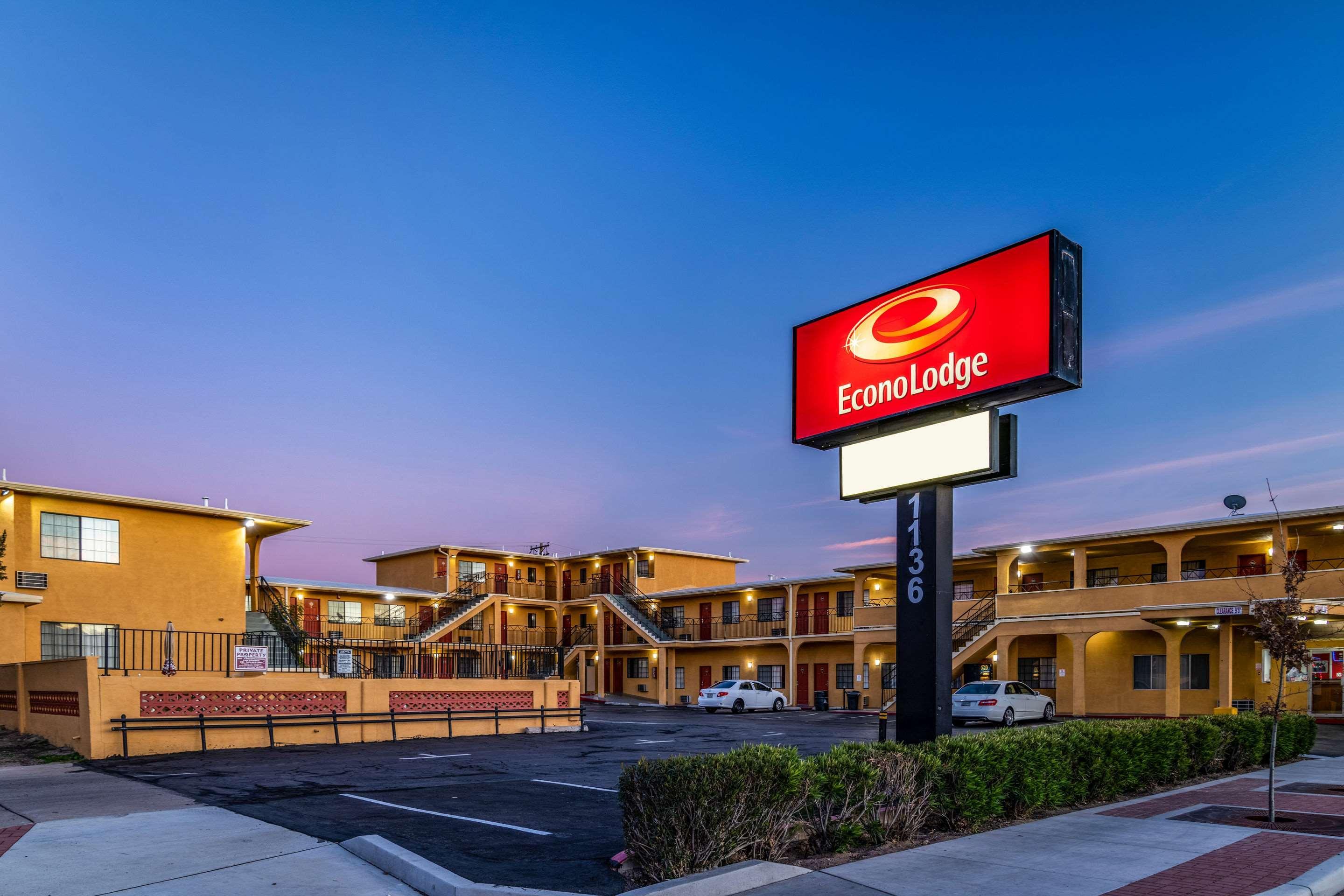 Econo Lodge University Tucson Extérieur photo